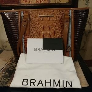 NWT Medium Asher Toasted Almond Garrone Brahmin